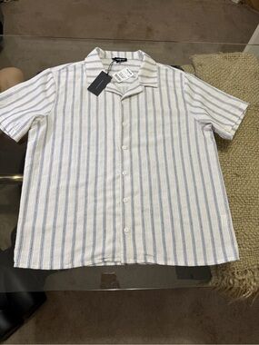 Marshalls White Short-Sleeve Button-Up Shirt with Blue Stripes
